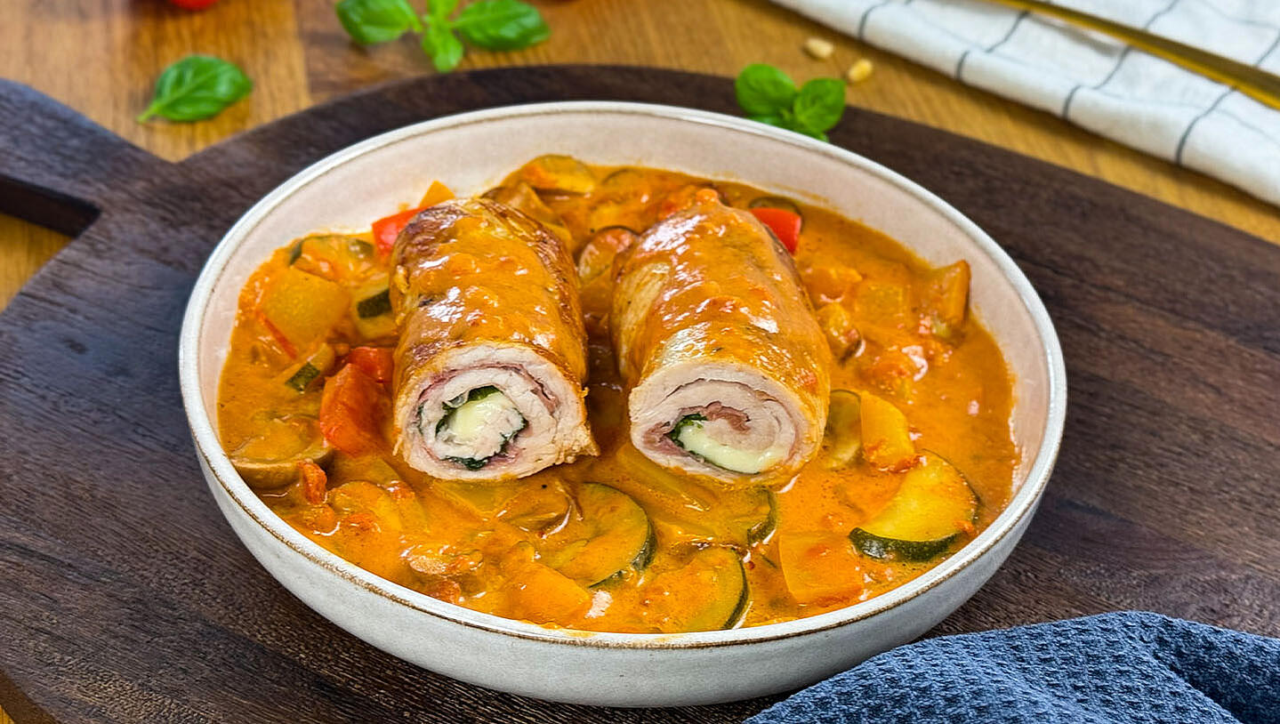 Turkey Involtini with Mediterranean Sautéed Vegetables 