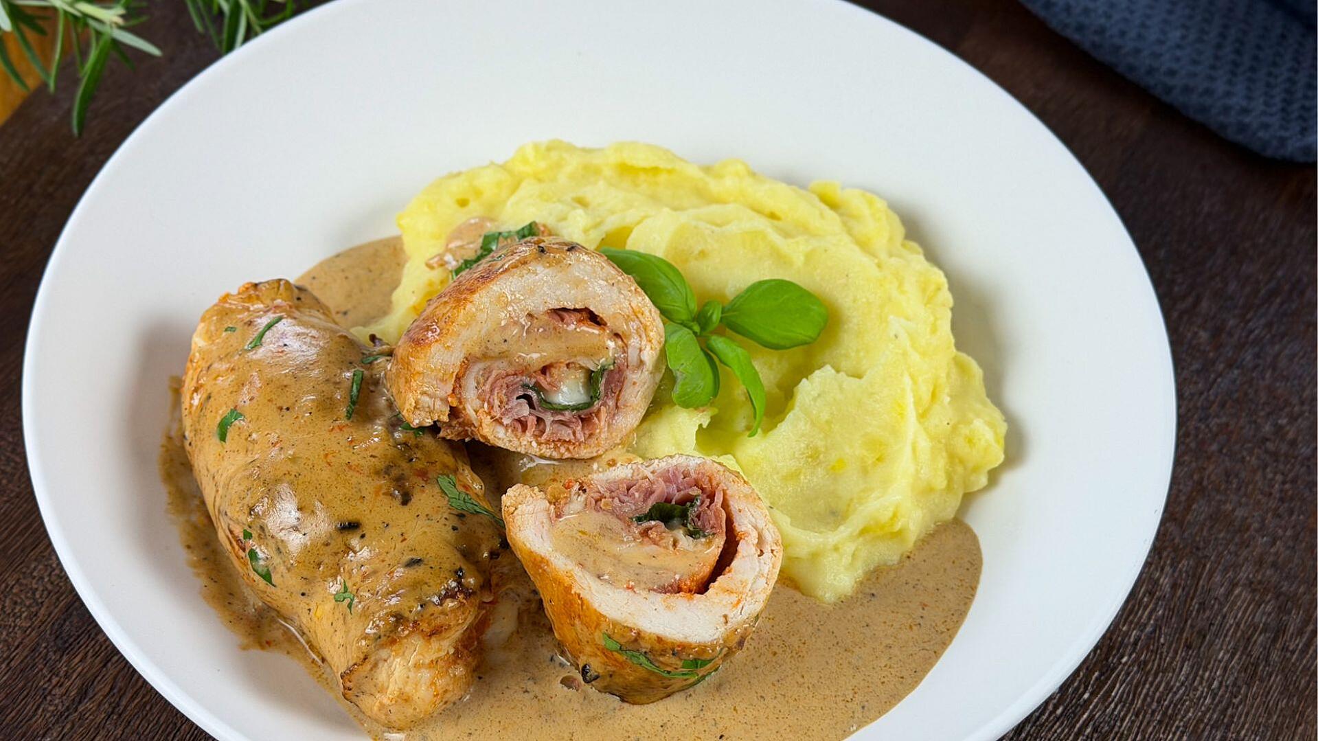 Chicken Rolls with Pesto Calabrese | ORO di Parma