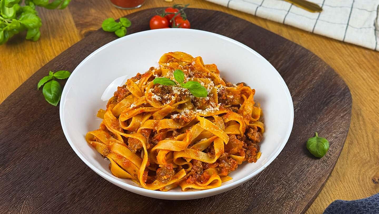 Pasta with Bolognese Sauce